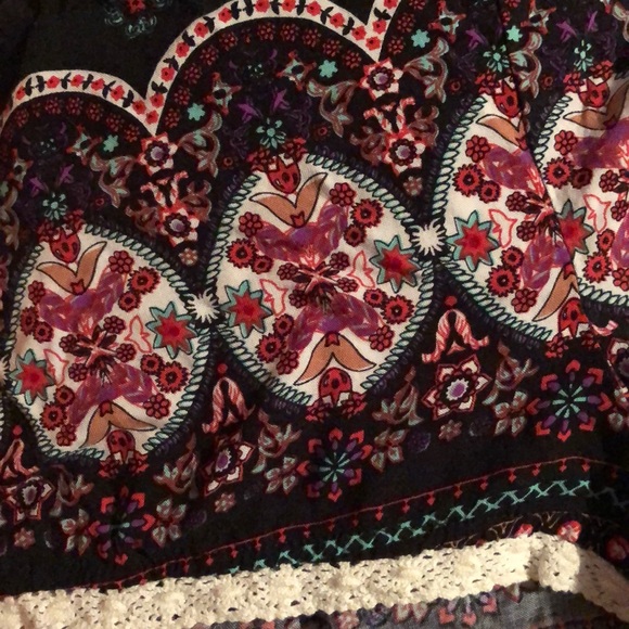 2 Pair Rue 21 Patterned Shorts - Picture 3 of 5